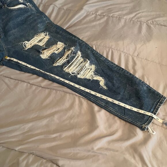 American Eagle Size 20 Mom Jeans - Super Distressed - Picture 6 of 8